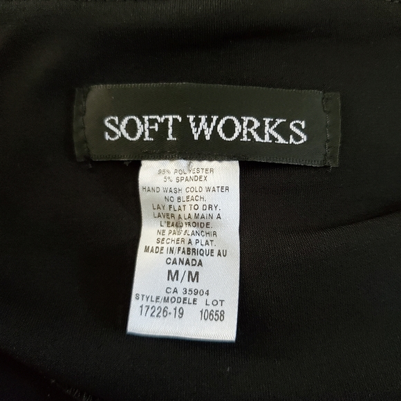 Softworks medium sleeveless dress. - Picture 5 of 9